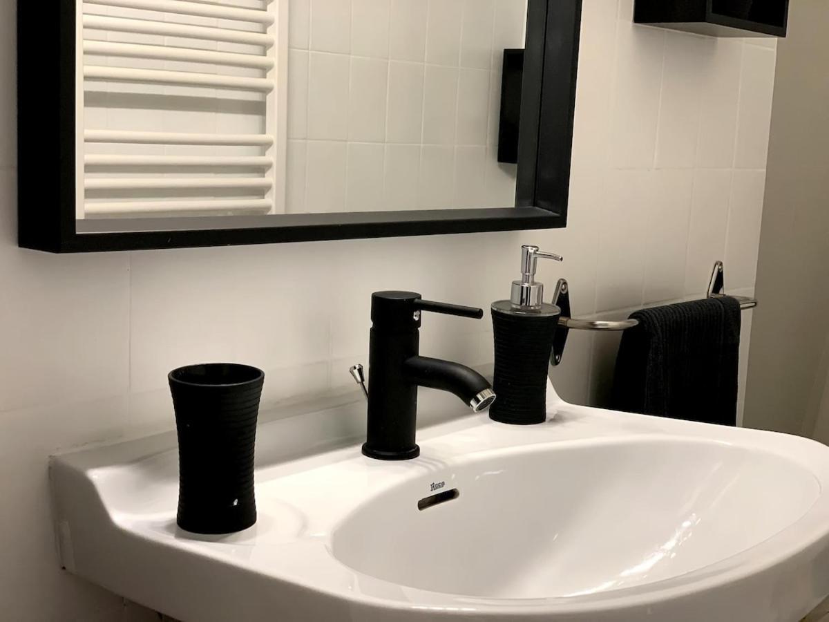 Pyrene Holidays- Residence Le Grand Hotel - Studio Lumineux A 2 Pas Des Thermes De Capvern Les Bains Eksteriør bilde